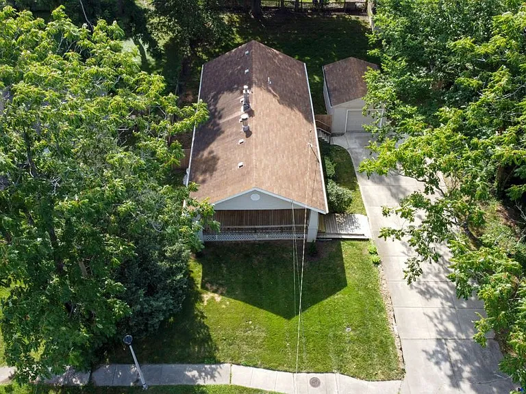 8241 Riley St — Photo 2