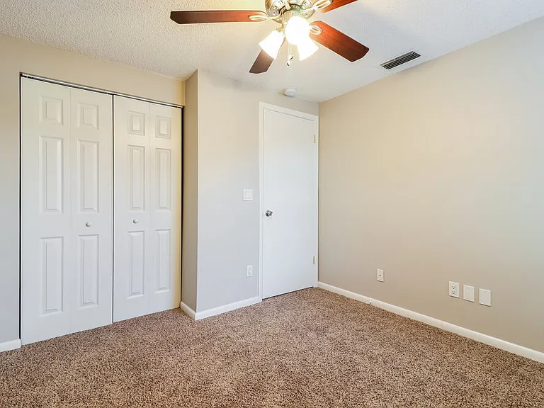 2825 Cedaridge Dr — Photo 15