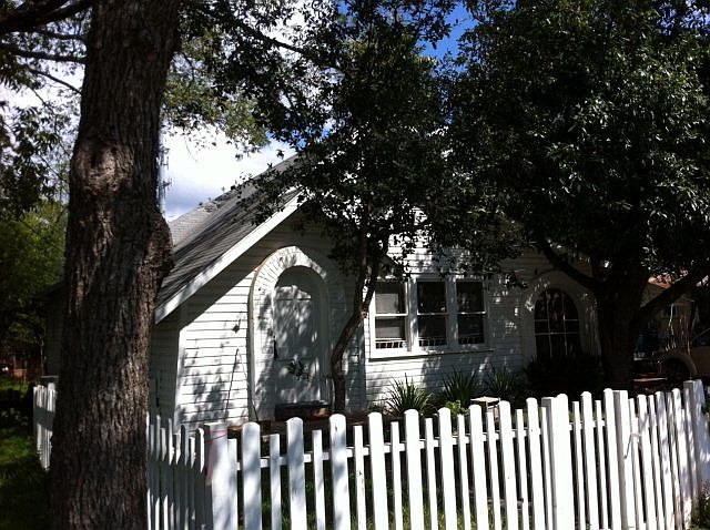 1st image of 1020 Alamo St