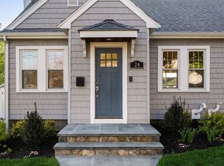 24 Bloomfield St, Quincy, MA 02171