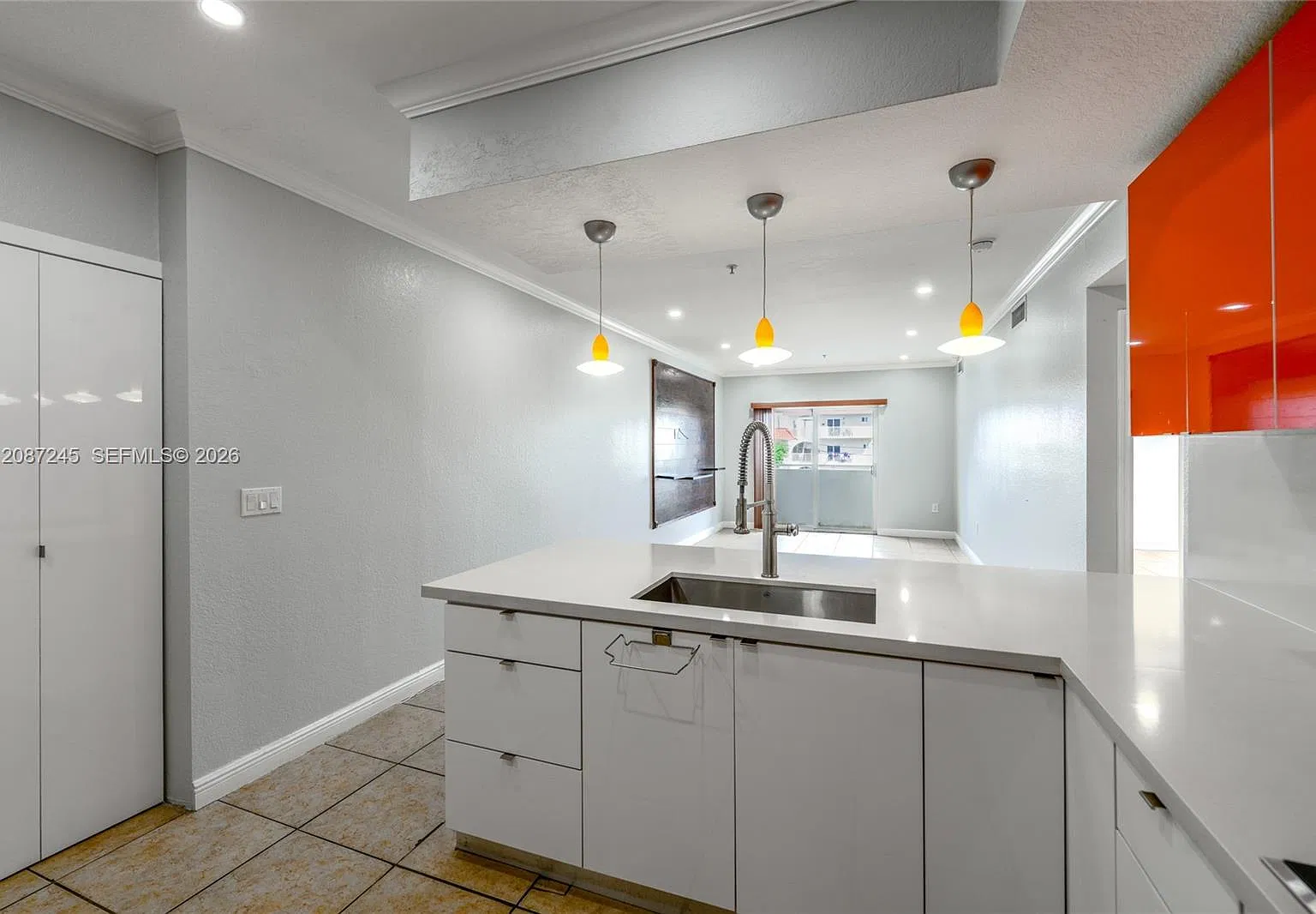 Flagler Heights Condo — Photo 4