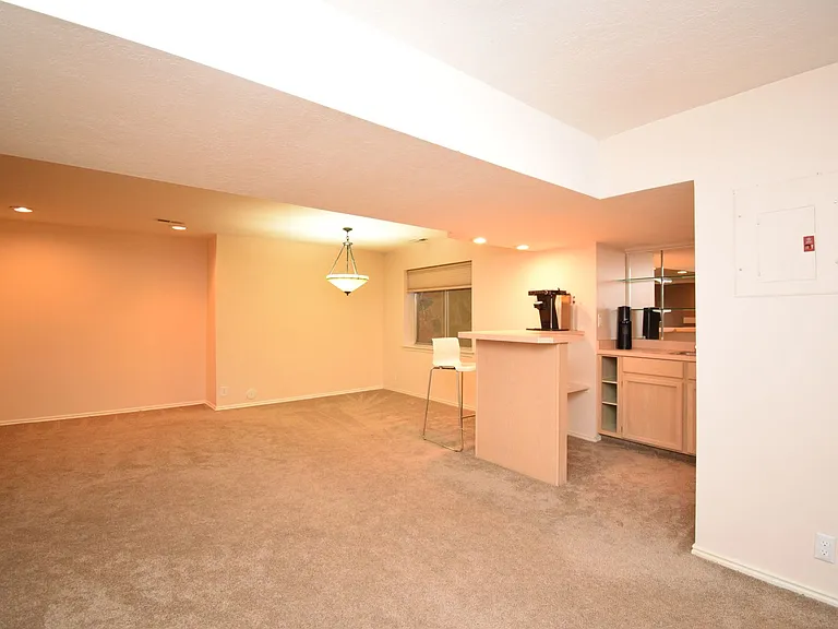 2122 E Rainbow Point Dr — Photo 21