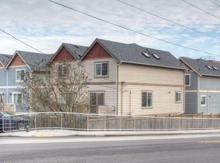 10500 Whitman Ave N, Seattle, WA 98133