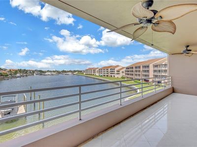 2775 Kipps Colony Dr S APT 204, Gulfport, FL, 33707