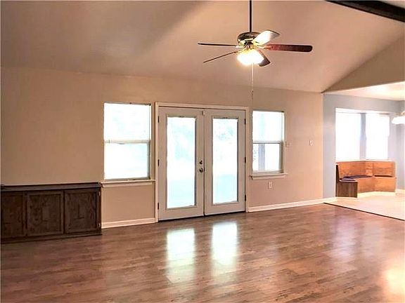 3rd image of 603 Lake Sardis Dr