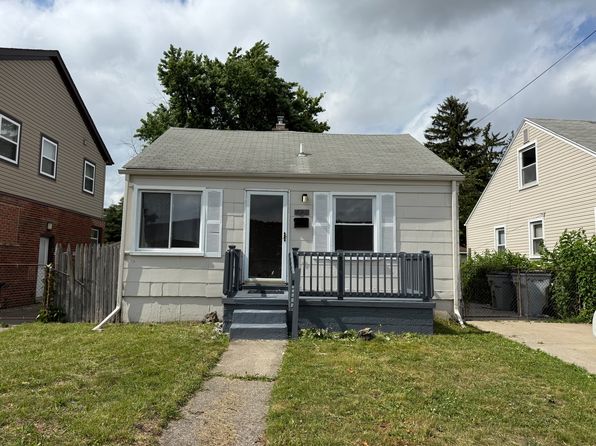 805 E Muir Ave