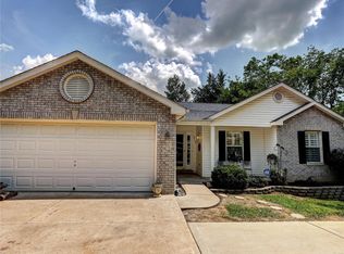 2068 Waybridge Ln, Fenton, MO 63026