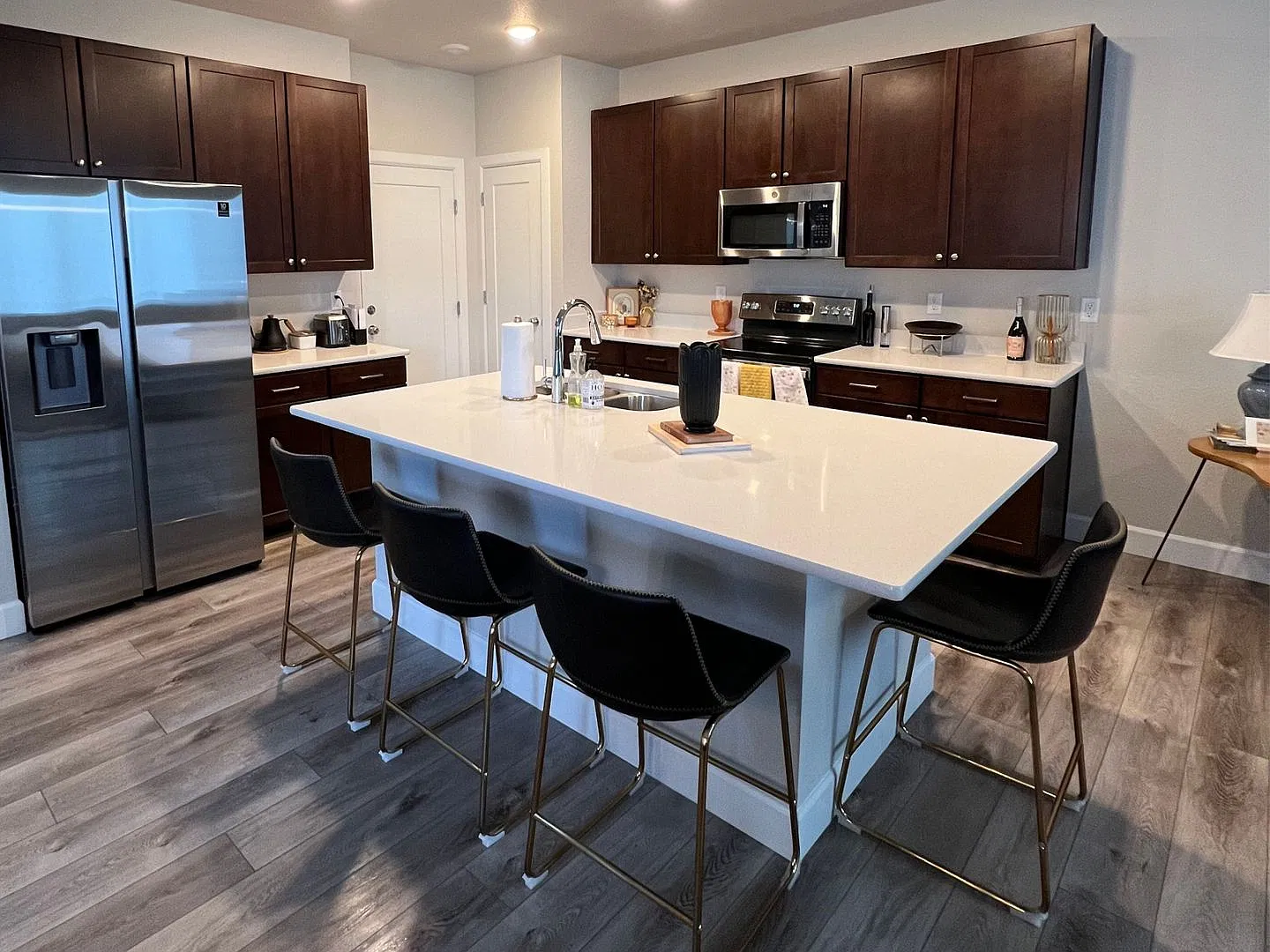 Stunning Monument Villa Available Now! — Photo 4