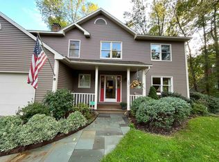 107 Wild Rose Cir, Shelburne, VT 05482