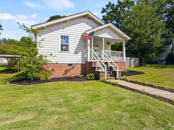 220 Webster St, Slater, SC 29683