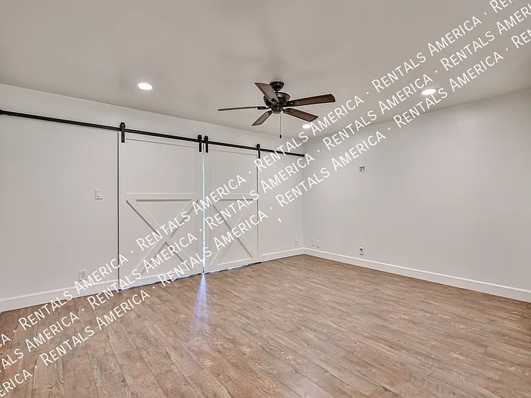 1107 W Osborn Rd #206 — Photo 8