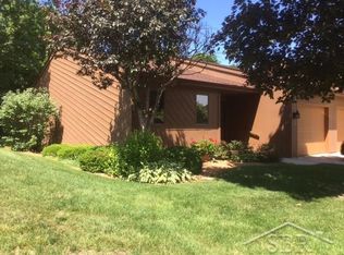 556 Groveland Dr, Frankenmuth, MI