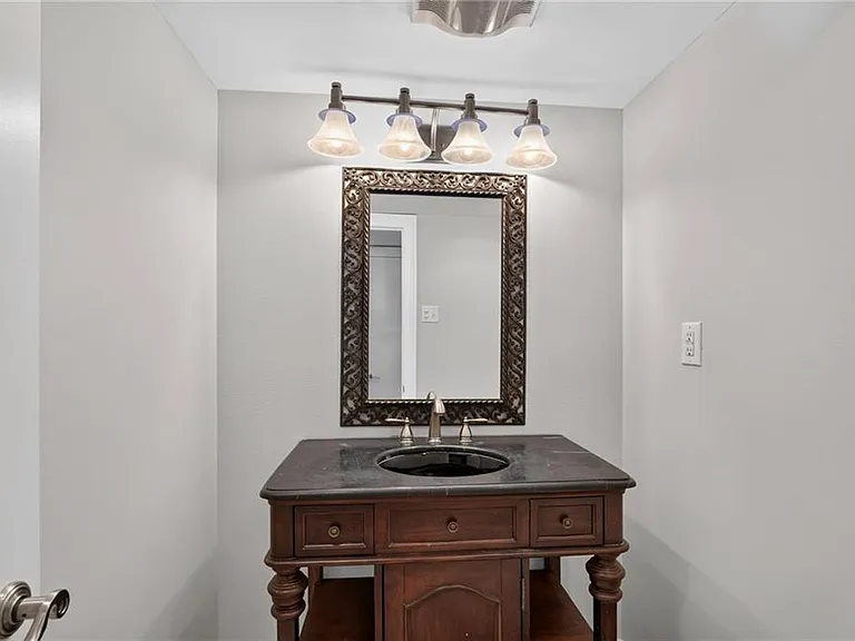 5566 Jacquelyn Ct — Photo 17