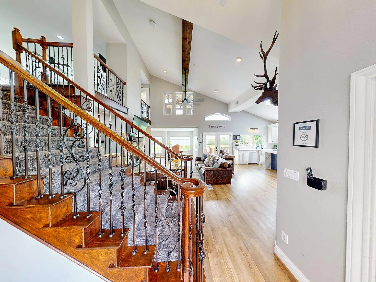 430 Peninsula Dr — Photo 3