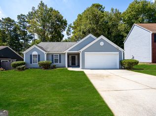 3383 Lochness Ln, Powder Springs, GA 30127