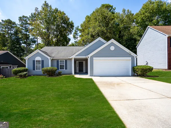 3383 Lochness Ln, Powder Springs, GA 30127