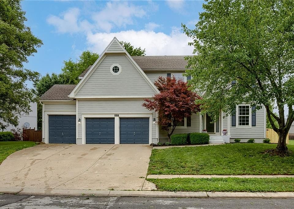 1st image of 128 Shoreline Dr