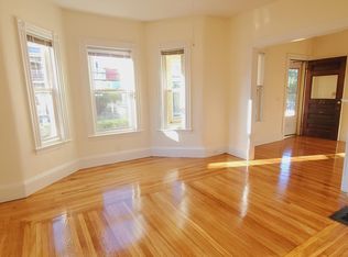 26 Haskell St #1, Cambridge, MA 02140