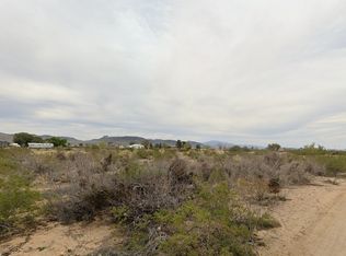 LOT-207A N Araby Rd, Golden Valley, AZ 86413