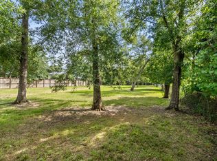 3113 Oak Dr, Dickinson, TX 77539