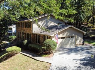 835 Lakeshore Dr, Berkeley Lake, GA 30096