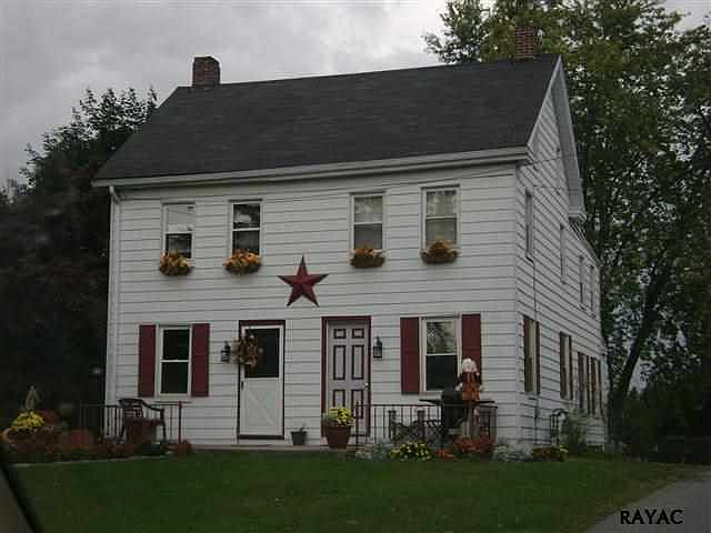 ArlingtonSt2425-front_06172016