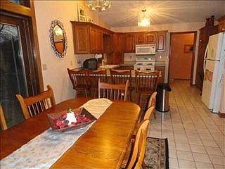 4th image of 1209 Westwood Dr