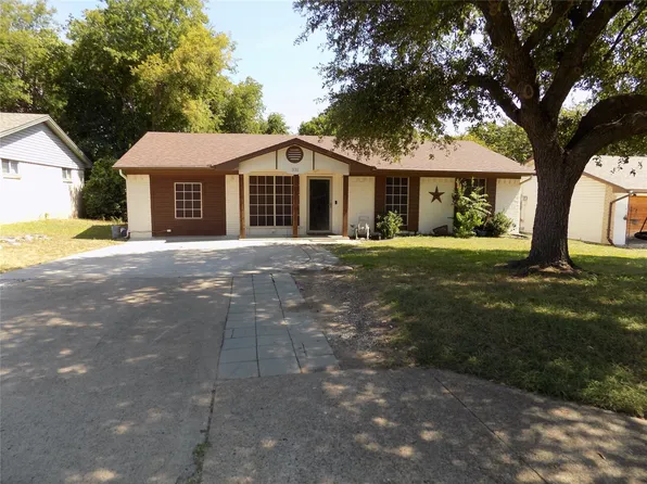 331 Linkmeadow Dr, Duncanville, TX 75137