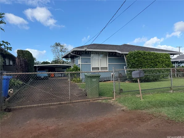 67-469 Haona St, Waialua, HI 96791