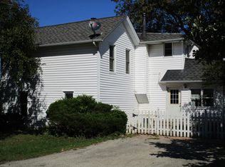 19882 McGuire Rd, Harvard, IL 60033