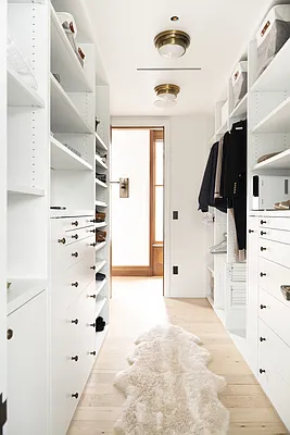 Sold by Douglas Elliman | media 20