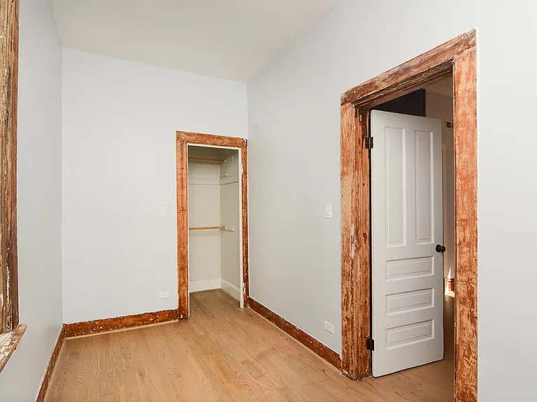 949 N Winchester Ave #2 — Photo 12