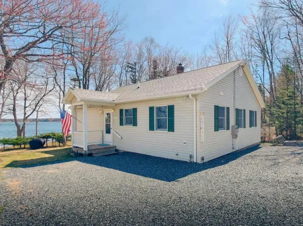 431 Paul Bunyan Road, Gouldsboro, ME 04607