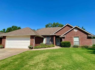 1126 Creekdale, Enid, OK 73703