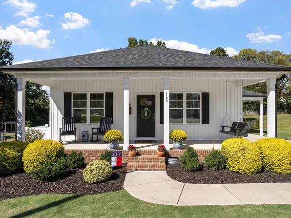 318B Crescent Dr, Clayton, NC 27520