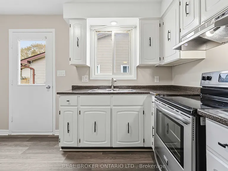 1306 Valley Dr #MAIN — Photo 7