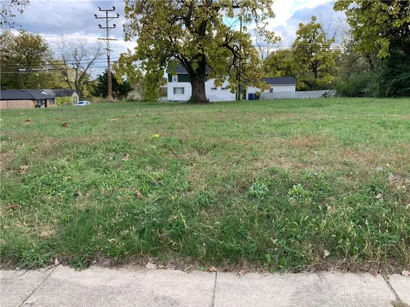 2904 Lakeview Ave, Dayton, OH 45417