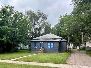 347 Beach Ave SE, Huron, SD 57350