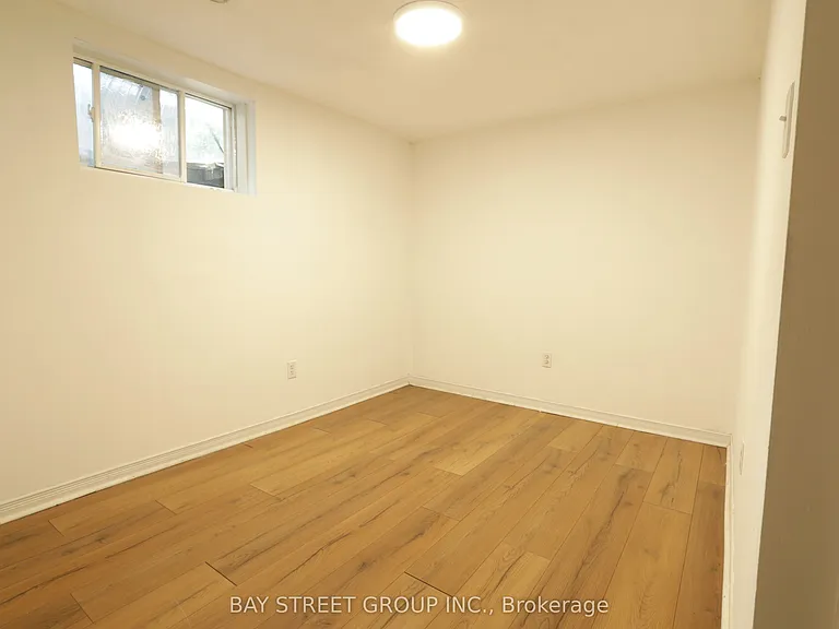 280 Boisdale Ave — Photo 5
