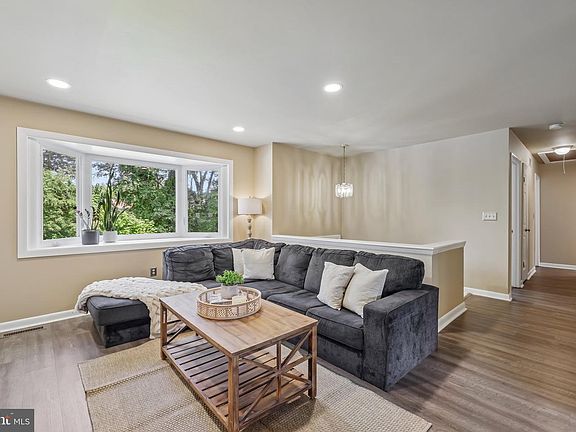 4th image of 7501 Jacqwill Rd