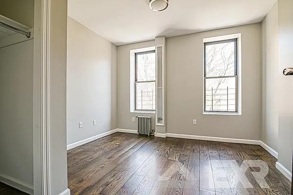 Rented by EXR | media 4