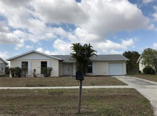 1073 Ridgeway Dr, North Fort Myers, FL 33903