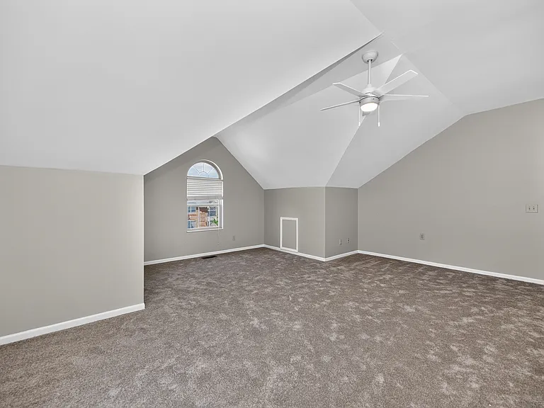 12130 Crestfield Ct — Photo 32