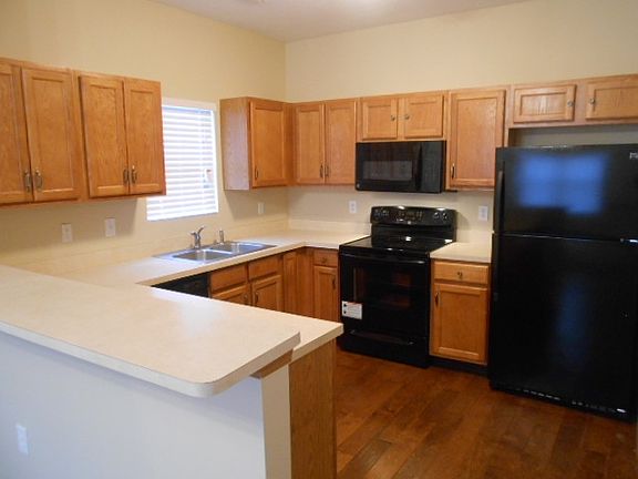 4th image of 4056 Summerstone Dr