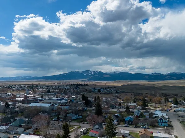 5 Aspen Ln, Deer Lodge, MT 59722