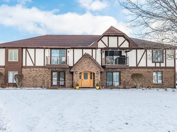 852 Pearson Cir Unit 3, Boardman, OH 44512
