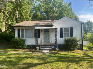 504 Powell St, Henderson, NC 27536