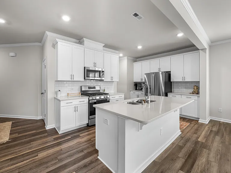 3021 Montlawn Pl — Photo 7