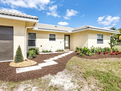 16393 E Grand National Drive, Loxahatchee, FL, 33470