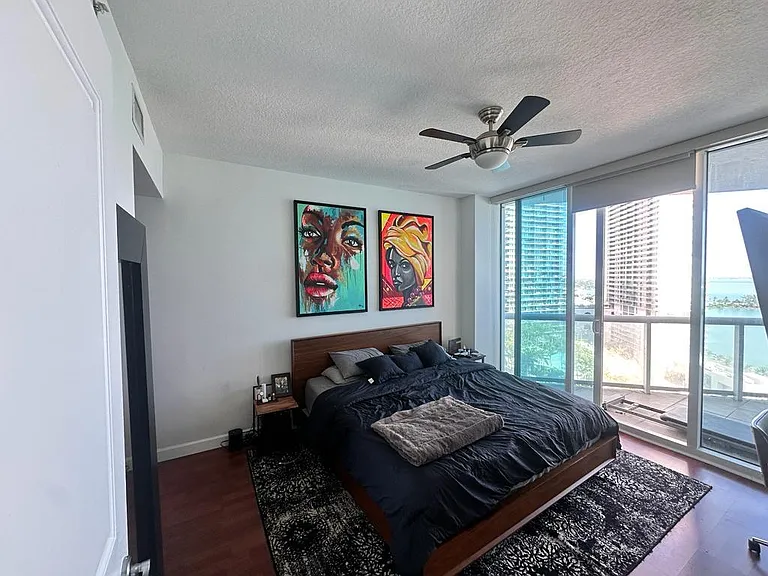 480 NE 30th St #1704 — Photo 10